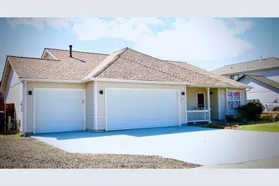 1634 NW Teak Avenue, Redmond, OR 97756 - Photo 2