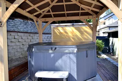 915 NW Bishop Street, Grants Pass, OR 97526 - Photo 32