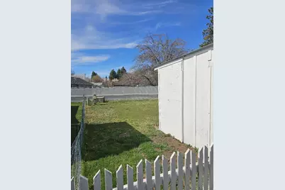 5442 Shasta Way # 13, Klamath Falls, OR 97603 - Photo 10
