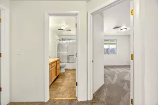 239 E Hersey St, Ashland, OR 97520 - Photo 14