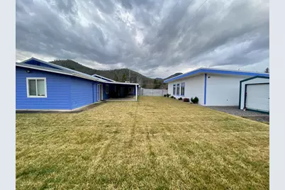 1383 2nd Avenue, Gold Hill, OR 97525 - Photo 6