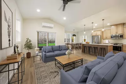 566 Coffee Lane, Ashland, OR 97520 - Photo 2