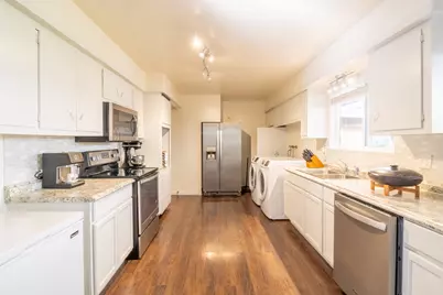 259 Laureldale Lane, Grants Pass, OR 97527 - Photo 6