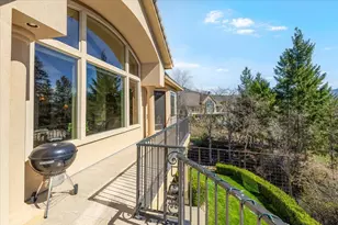 4506 Pinnacle Dr, Medford, OR 97504 - Photo 10
