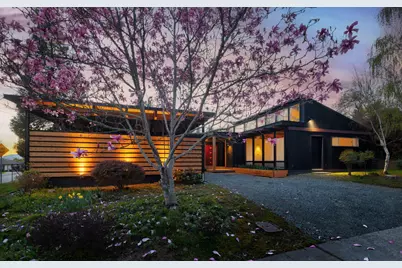 1440 NE 10th Street, Grants Pass, OR 97526 - Photo 1