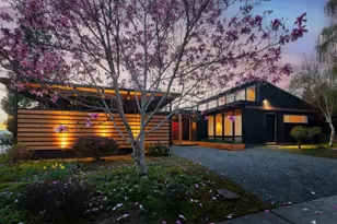 1440 NE 10th St, Grants Pass, OR 97526 - Photo 1