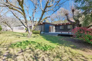 1440 NE 10th St, Grants Pass, OR 97526 - Photo 28
