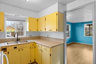 415 Summit Ave, Medford, OR 97501 - Photo 12