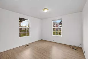 415 Summit Ave, Medford, OR 97501 - Photo 14