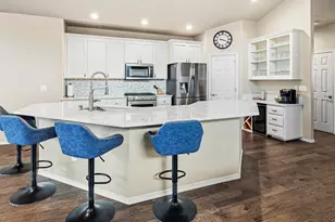 8433 Forest Ridge Loop, Redmond, OR 97756 - Photo 16