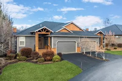 8433 Forest Ridge Loop, Redmond, OR 97756 - Photo 2