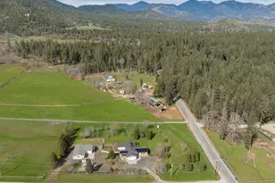 15902 Water Gap Rd, Williams, OR 97544 - Photo 66