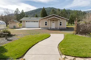 15902 Water Gap Rd, Williams, OR 97544 - Photo 32