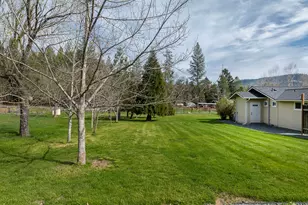 15902 Water Gap Rd, Williams, OR 97544 - Photo 50