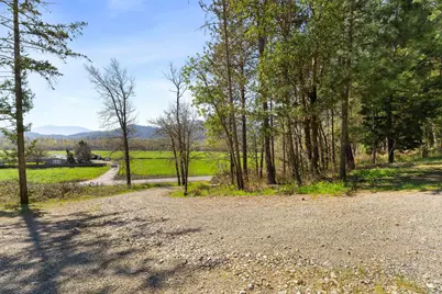 11524 N Applegate Road, Grants Pass, OR 97527 - Photo 14