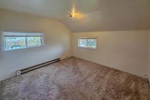 814 NW C St, Grants Pass, OR 97526 - Photo 14