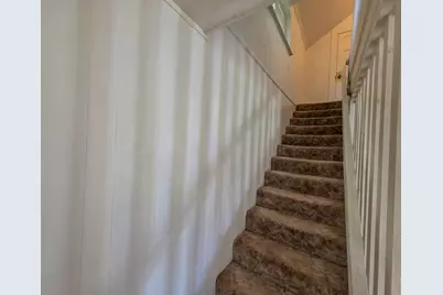 814 NW C Street, Grants Pass, OR 97526 - Photo 12