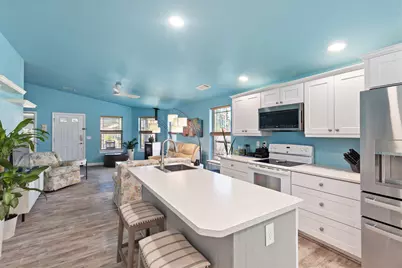 404 Lindilu Lane, Cave Junction, OR 97523 - Photo 6