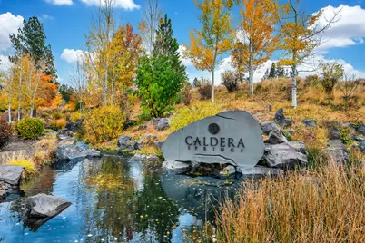 17719 Caldera Springs Drive #28, Bend, OR 97707 - Photo 2