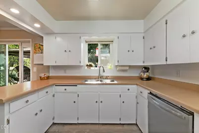 324 Stanley Avenue, Medford, OR 97504 - Photo 8