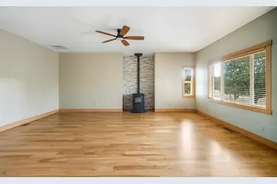 7170 NW River Springs Road, Redmond, OR 97756 - Photo 20