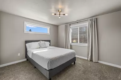 1801 NE Shadowcrest Way, Bend, OR 97701 - Photo 34