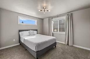 1801 NE Shadowcrest Wy, Bend, OR 97701 - Photo 34