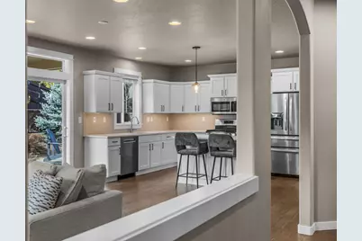 1801 NE Shadowcrest Way, Bend, OR 97701 - Photo 18