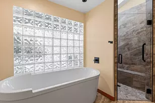 722 NW Sandy Dr, Grants Pass, OR 97526 - Photo 20