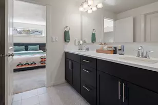 2042 SW 39th St, Redmond, OR 97756 - Photo 24