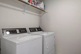 2042 SW 39th St, Redmond, OR 97756 - Photo 28