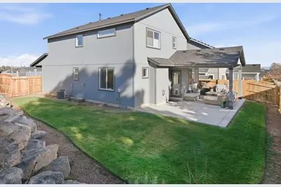 2042 SW 39th Street, Redmond, OR 97756 - Photo 18