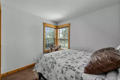 8811 Cliff Swallow Drive, Redmond, OR 97756 - Photo 10