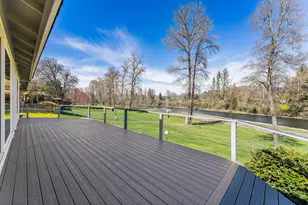 274 Parkhill Pl, Grants Pass, OR 97527 - Photo 18