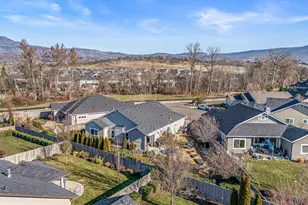 114 Connecticut Ct, Medford, OR 97504 - Photo 26