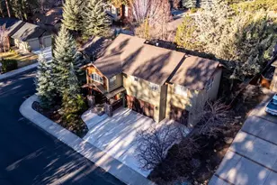 60923 Grand Targhee Dr, Bend, OR 97702 - Photo 54