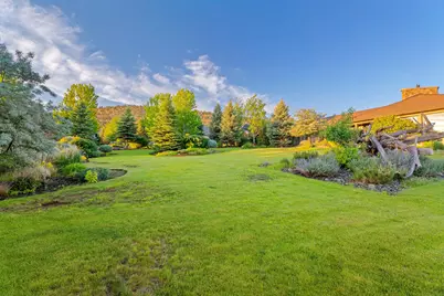 10711 Ironstone Court, Redmond, OR 97756 - Photo 4