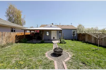 195 S Main Street, Prineville, OR 97754 - Photo 20