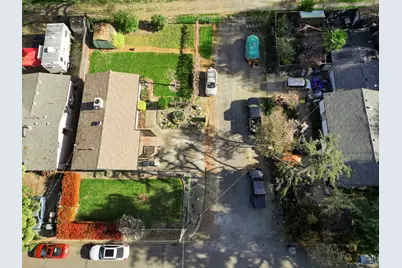 22 SW Elm Street, Grants Pass, OR 97526 - Photo 28