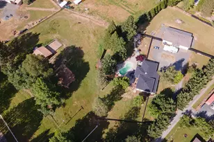 255 Queens Branch Rd, Rogue River, OR 97537 - Photo 60