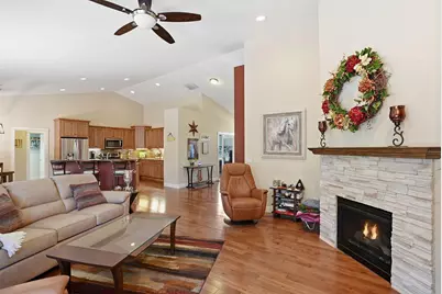 2440 Linnet Lane, Redmond, OR 97756 - Photo 6