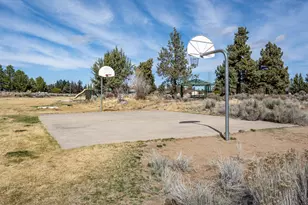 64769 Saros Ln, Bend, OR 97703 - Photo 46