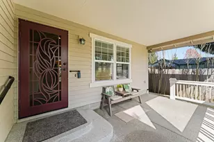 2188 Marie Dr, Grants Pass, OR 97526 - Photo 6