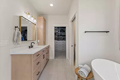 1398 Ellison Lp, Merlin, OR 97532 - Photo 24