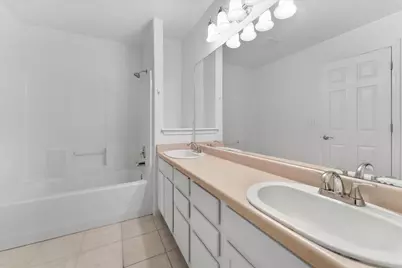 647 Shadow Way, Central Point, OR 97502 - Photo 12