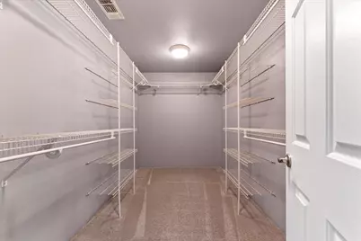 647 Shadow Way, Central Point, OR 97502 - Photo 10