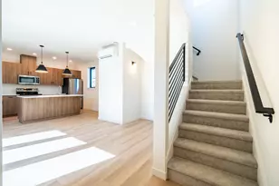 371 NW 19th St, Redmond, OR 97756 - Photo 1