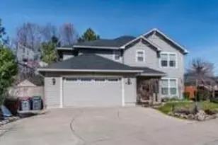3059 Sycamore Wy, Medford, OR 97504 - Photo 1