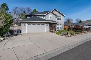 3059 Sycamore Wy, Medford, OR 97504 - Photo 44