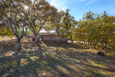 7499 Highway 238, Jacksonville, OR 97530 - Photo 48
